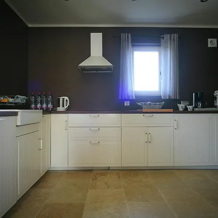 Superb With Private Pool Willa